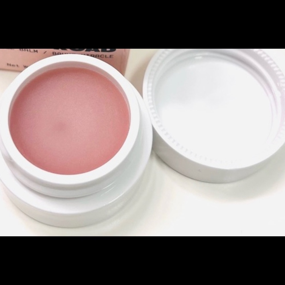 Naturel Jones Road Mini Miracle Balm-never used -- opened to show color. No box